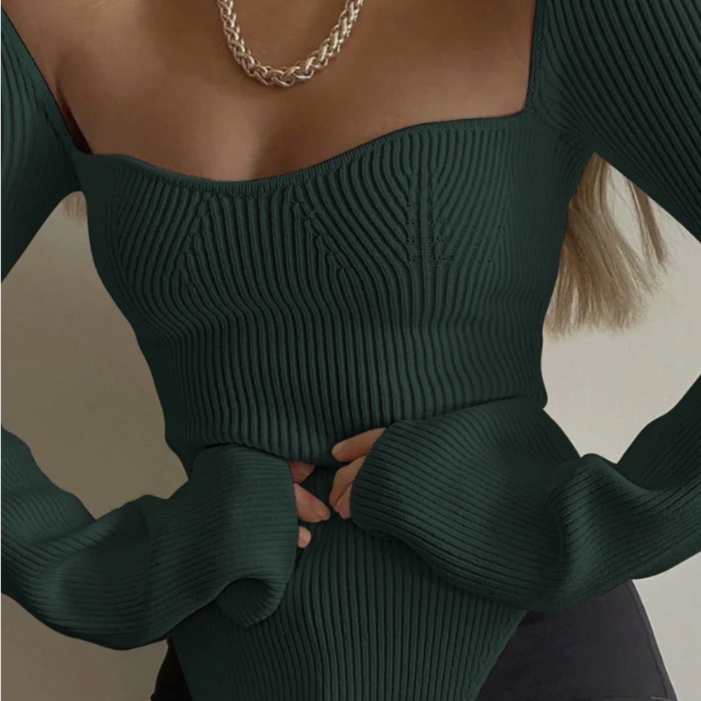 Dark Green Sweetheart Long Sleeve Knit Top